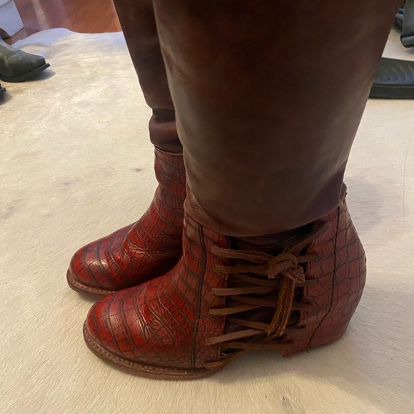 Freebird Castle - Picture 3 of 4